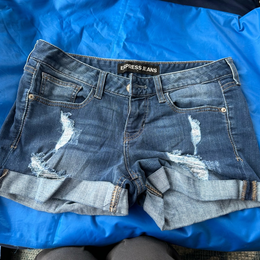 *NWOT Sz 8*Express*Jean shorts